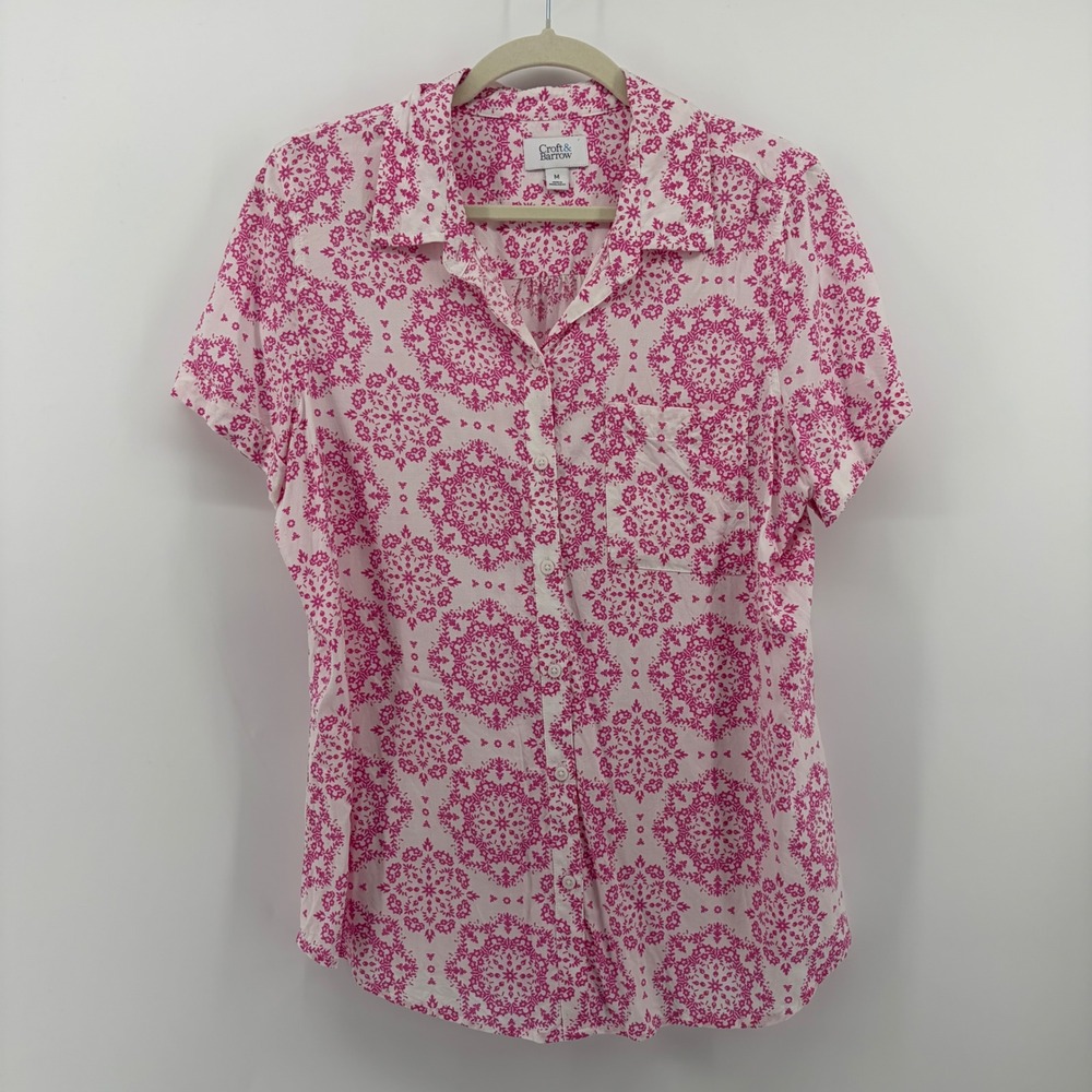 Croft & Barrow‎ Button Down Shirt Pink Women Size M Short Sleeve Medallion Rayon
